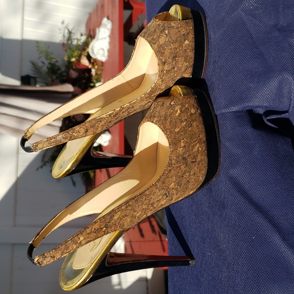 Authentic Christian Louboutin Cork Slingback sz 37 1/2 - Picture 3 of 9